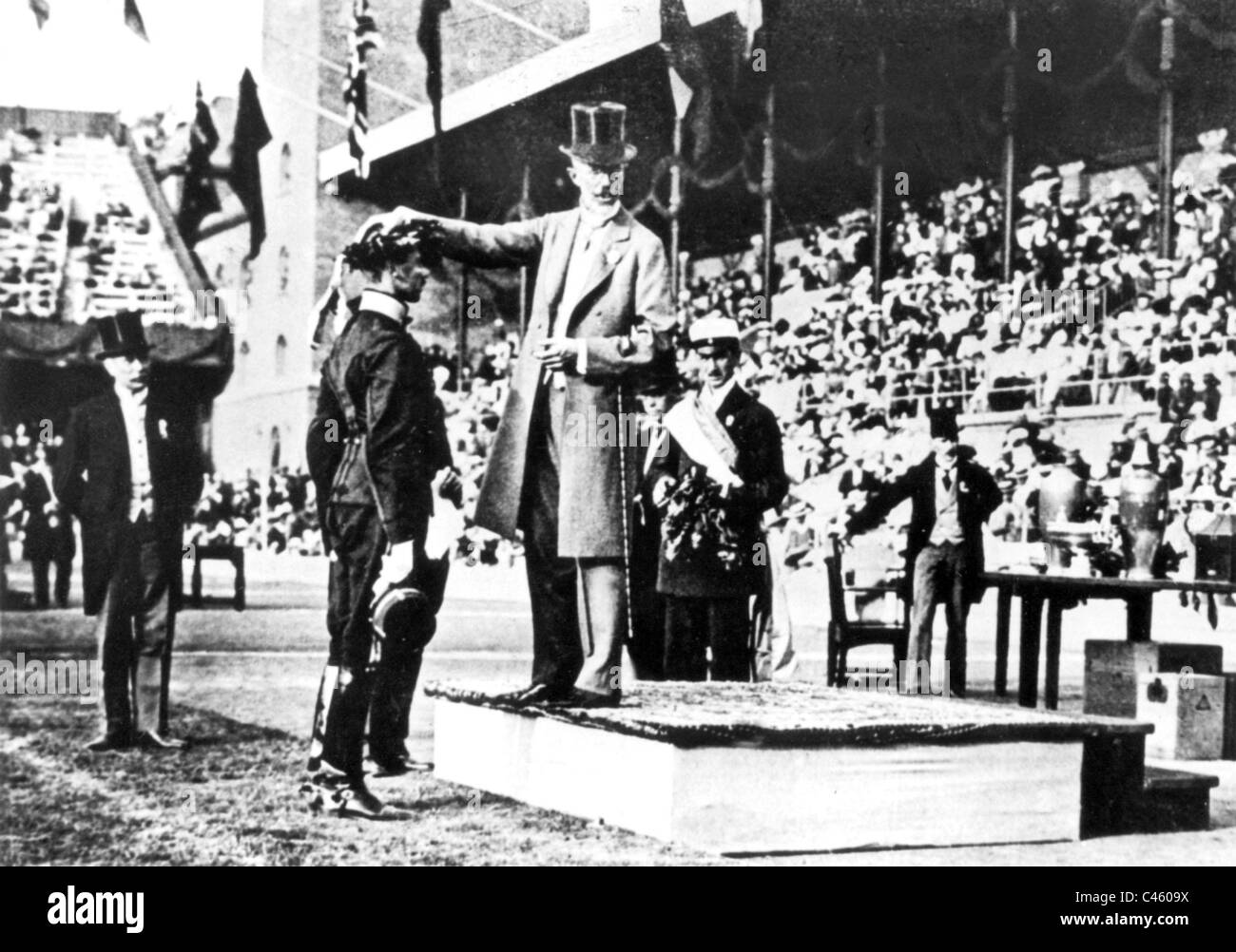 Cérémonie de présentation aux Jeux Olympiques de 1912 Banque D'Images