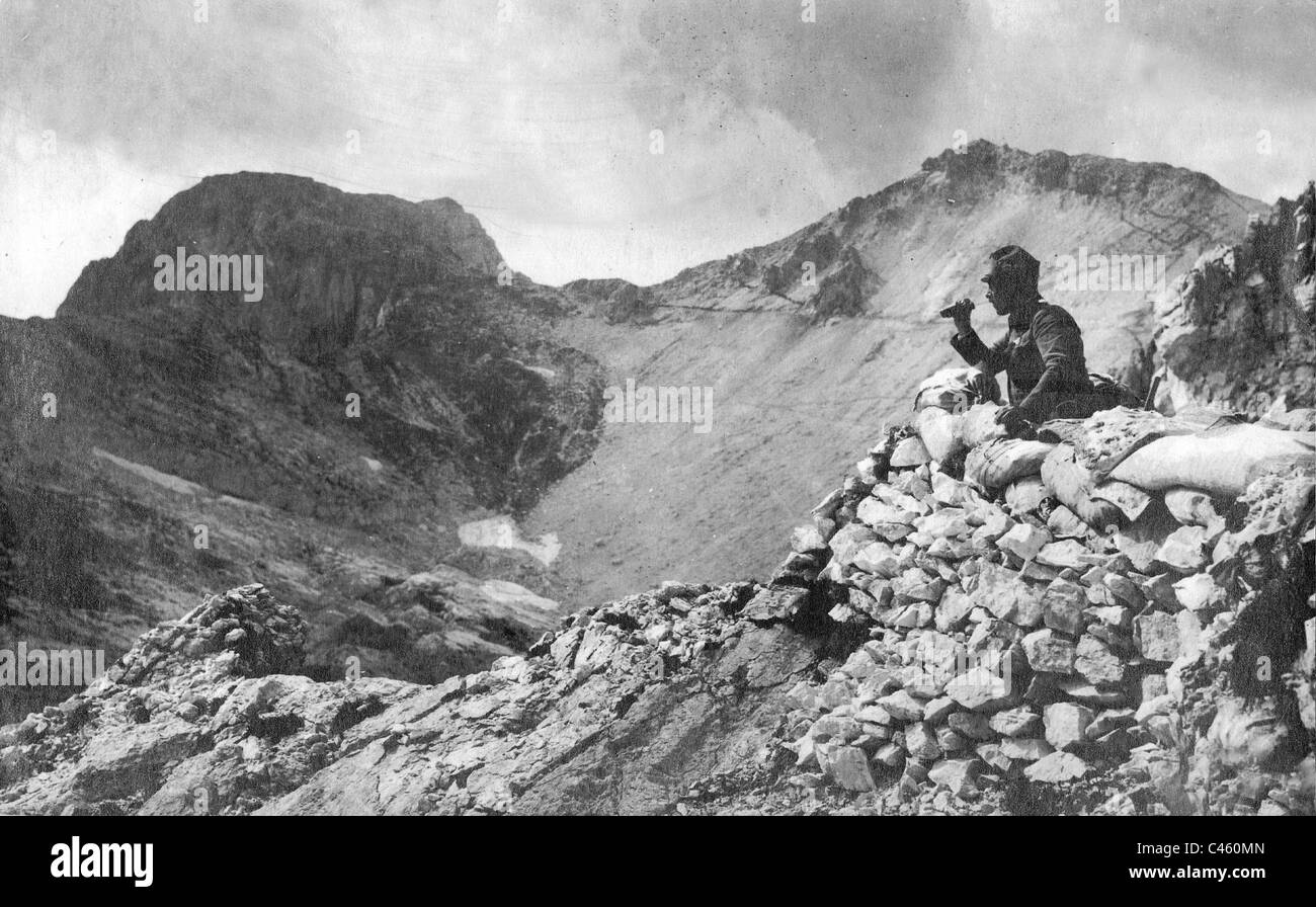 La poste autrichienne dans une position sur le front italien, 1916 Banque D'Images