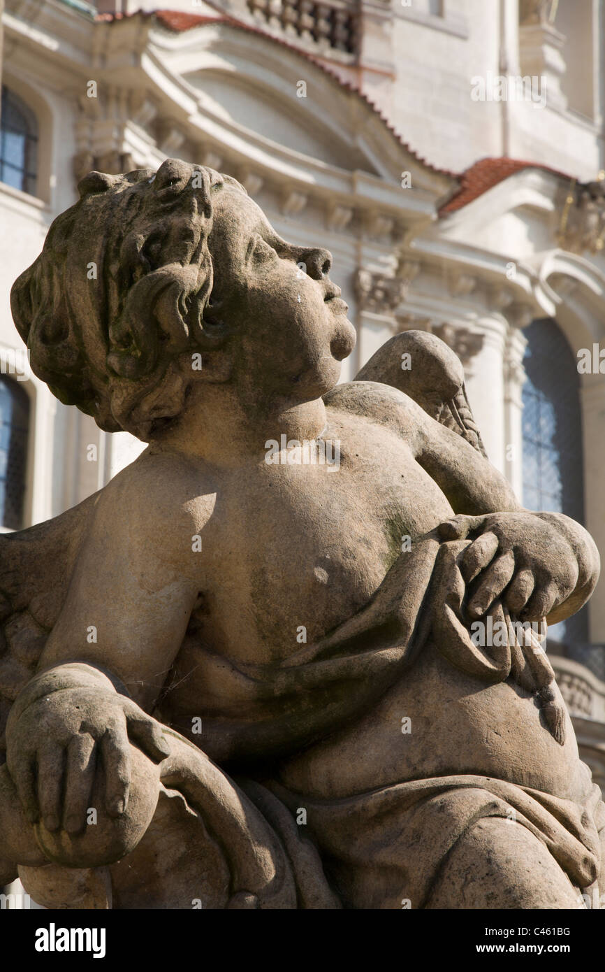 Angel à partir de Prague - Trinity baroque - colonne à Lesser Town Square, 1713, par Giovanni Batista Alliprandi Banque D'Images