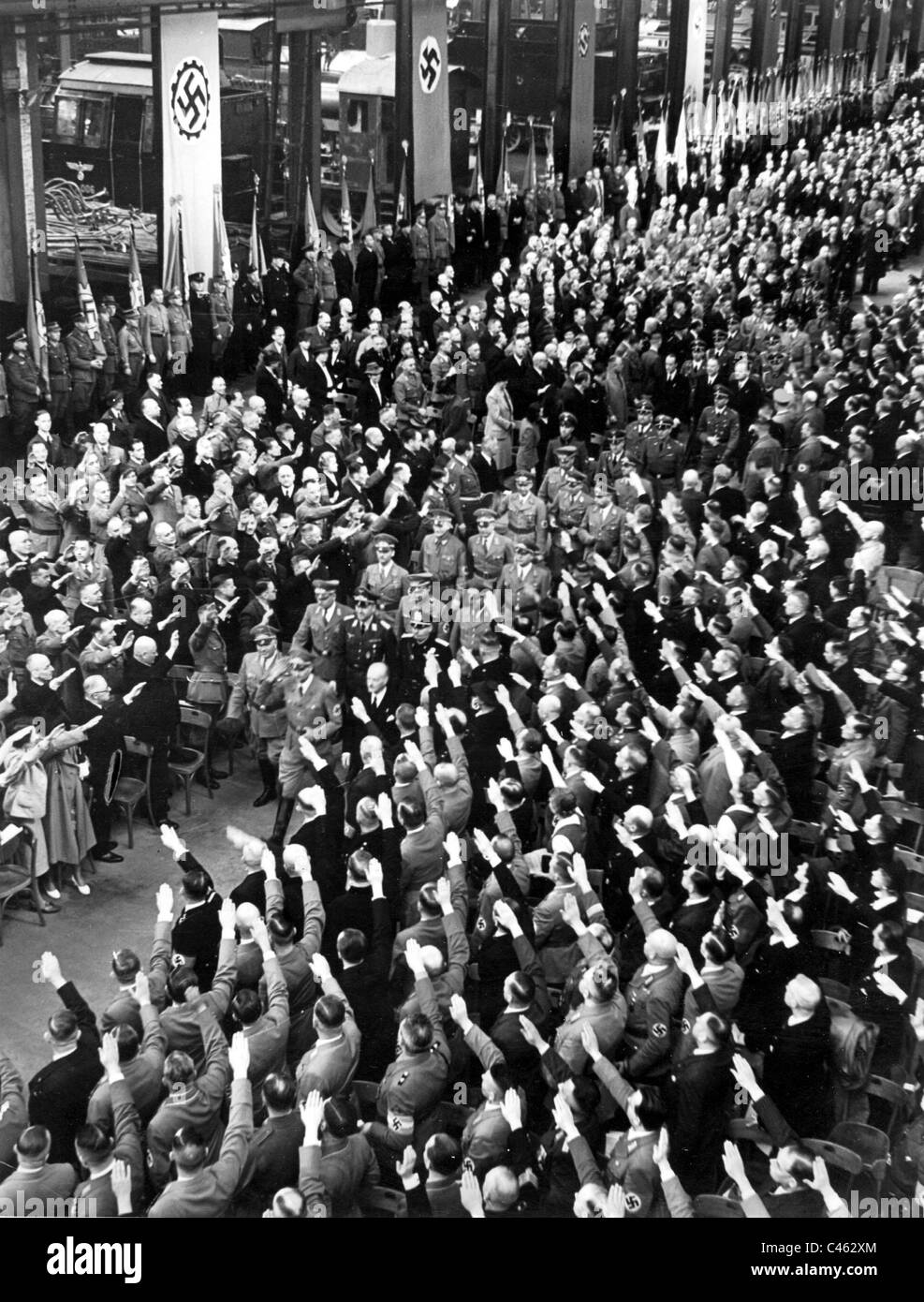 L'arrivée de Hess à la réunion de la chambre de travail de Reich, 1940 Banque D'Images