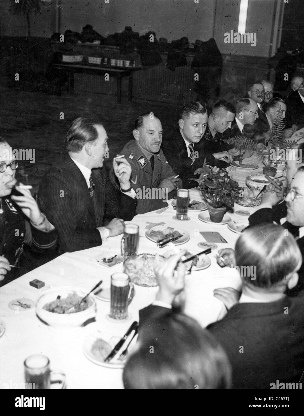 Cérémonie de la garniture pour la garde du corps SS Regiment "Adolf Hitler" Banque D'Images