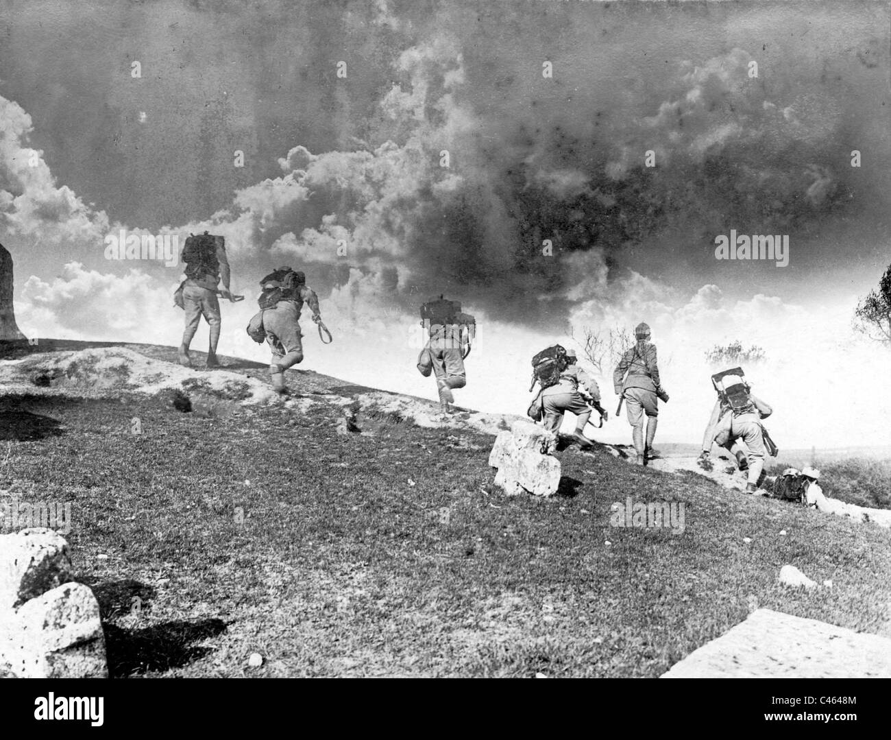 Les soldats autrichiens attaque, 1916 Banque D'Images