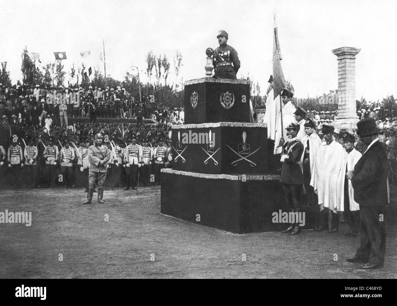 Le roi Amanullah Kahn lors de célébrations de l'indépendance, 1928 Banque D'Images