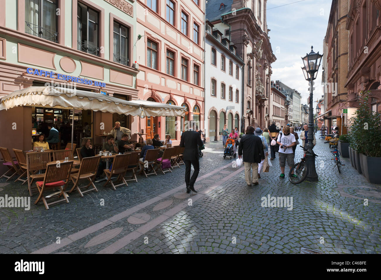 Les rues étroites de Mainz's Altstadt (vieille ville). Banque D'Images