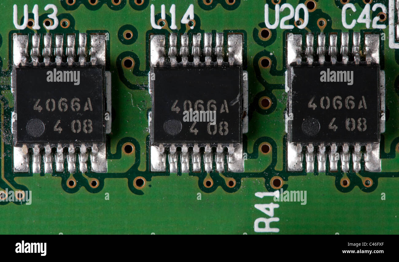 Sur une carte électronique imprimé vert Banque D'Images