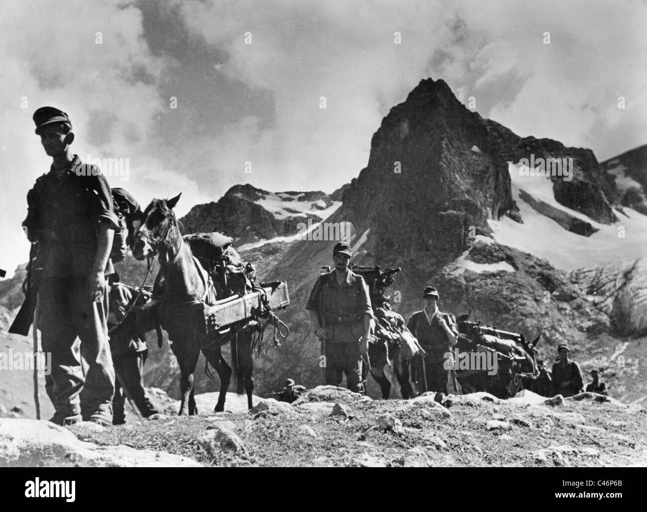 Seconde Guerre mondiale : Front de l'Est. La Wehrmacht allemande dans les montagnes du Caucase, 1942 Banque D'Images