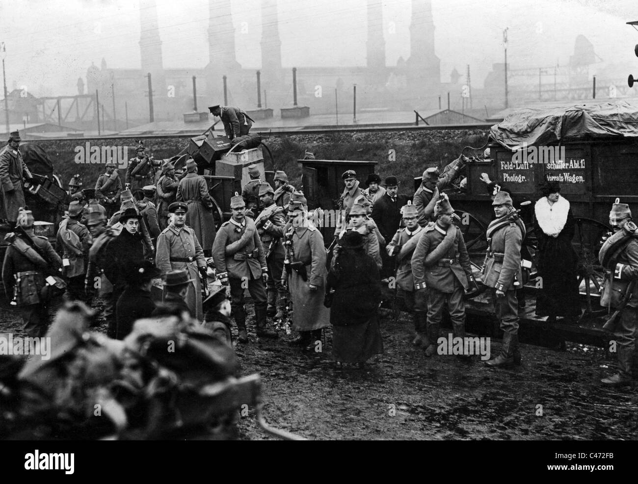 Un dirigeable s'écarte de la division pour l'avant de Berlin, 1915 Banque D'Images