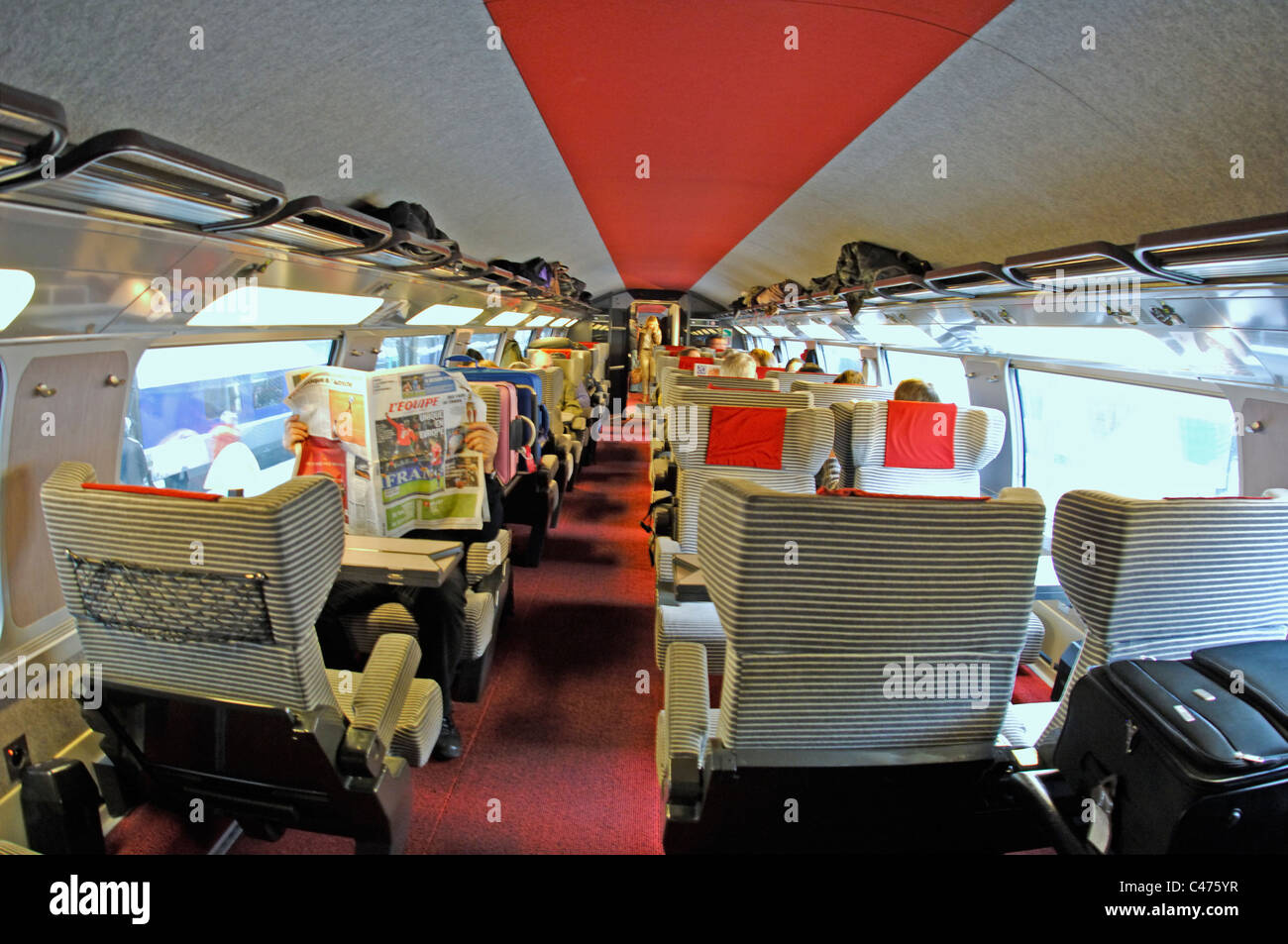L Interieur De Premiere Classe Du Train Francais Une Grande Vitesse Le Tgv Photo Stock Alamy L Interieur De Premiere Classe Du Train Francais Une Grande Vitesse Le Tgv Photo Stock Alamy