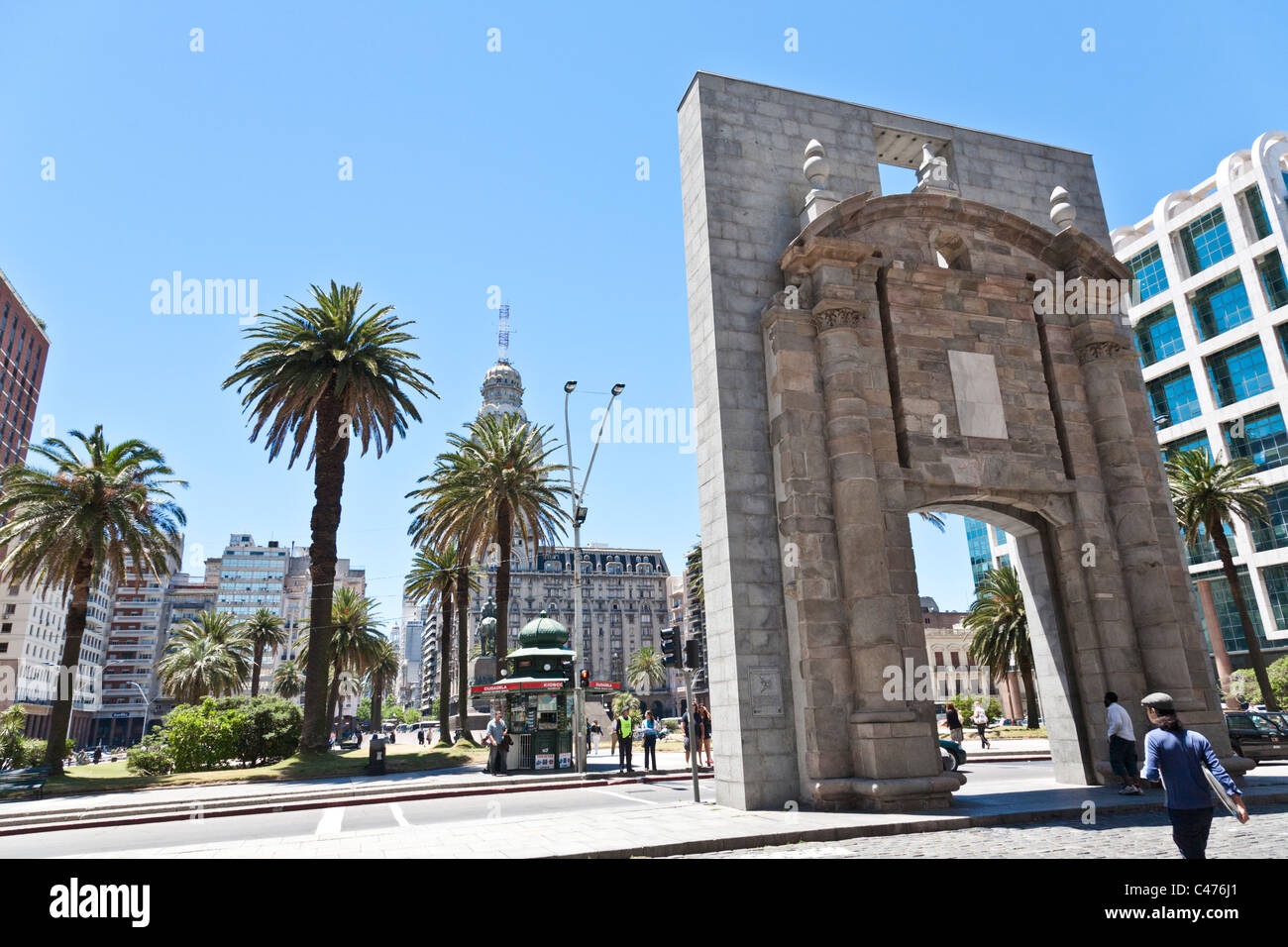 La Puerta de la Ciudadela, la Plaza Independencia. Montevideo, Uruguay Banque D'Images