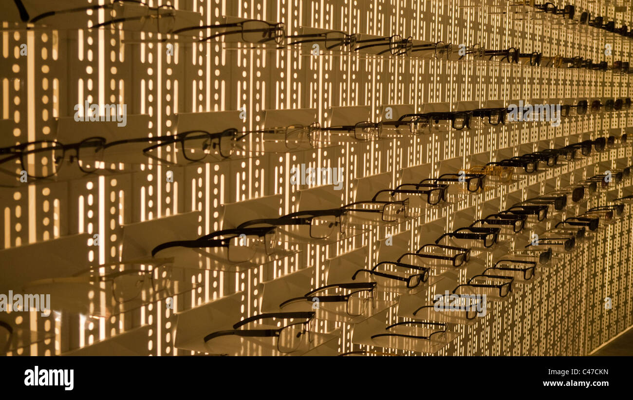 Aide optique Banque de photographies et d’images à haute résolution - Alamy