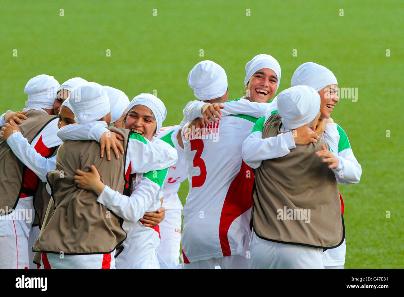 Les joueurs iraniens célébrant après un but. Banque D'Images Les joueurs iraniens célébrant après un but. Banque D'Images