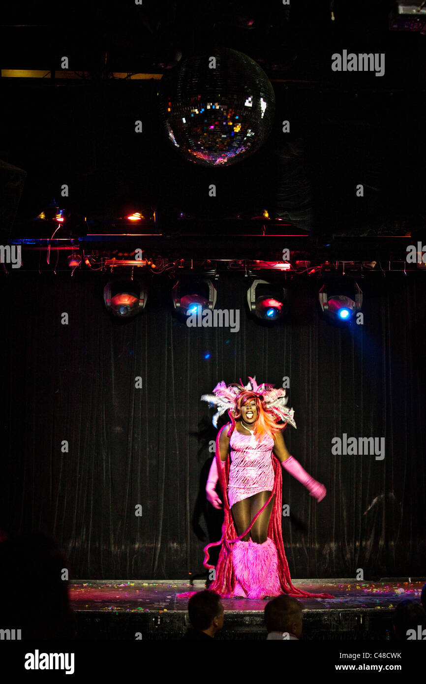 Faites glisser spectacle à bar Le Drague, Québec, Canada Banque D'Images