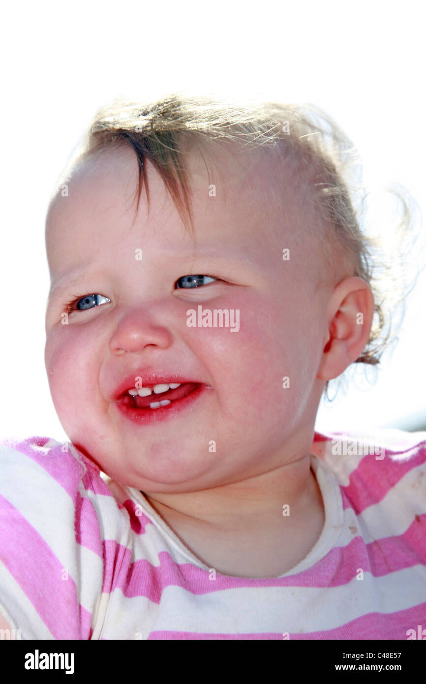 Portrait d'une parution modèle heureux enfant, âgé d'un an baby girl smiling Banque D'Images