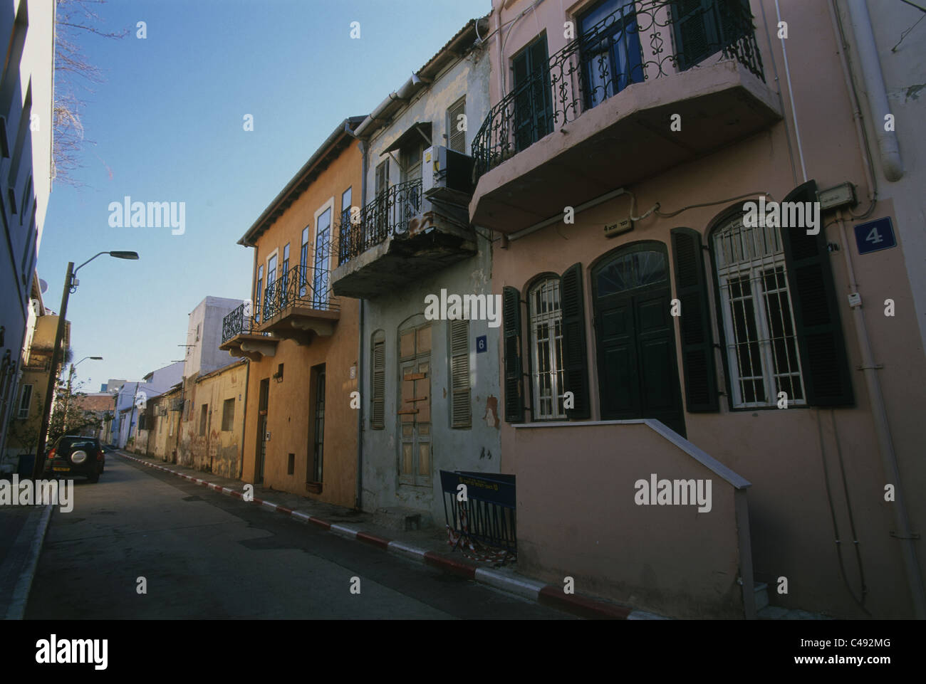 Photographie de Kfar Saba dans la rue dans le sud de Neve Tzedek Tel Aviv Banque D'Images