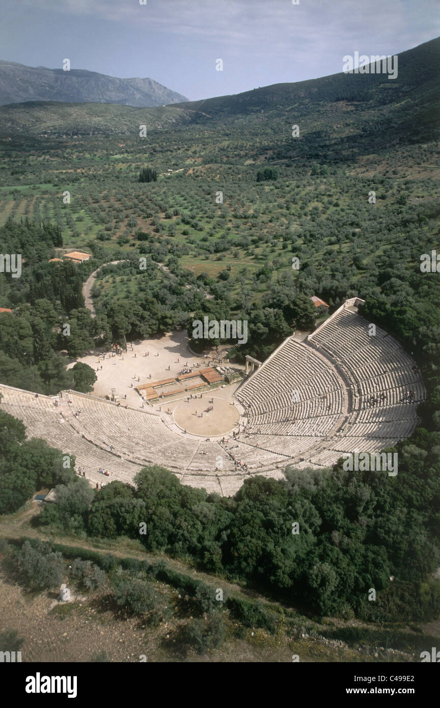 Photo aérienne de l'ancienne ville grecque d'Epidaure Banque D'Images