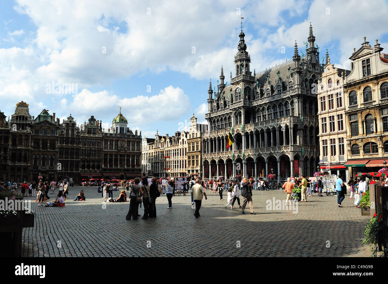 La Grand Place/Grote Markt, à Bruxelles dans l'après-midi soleil Banque D'Images