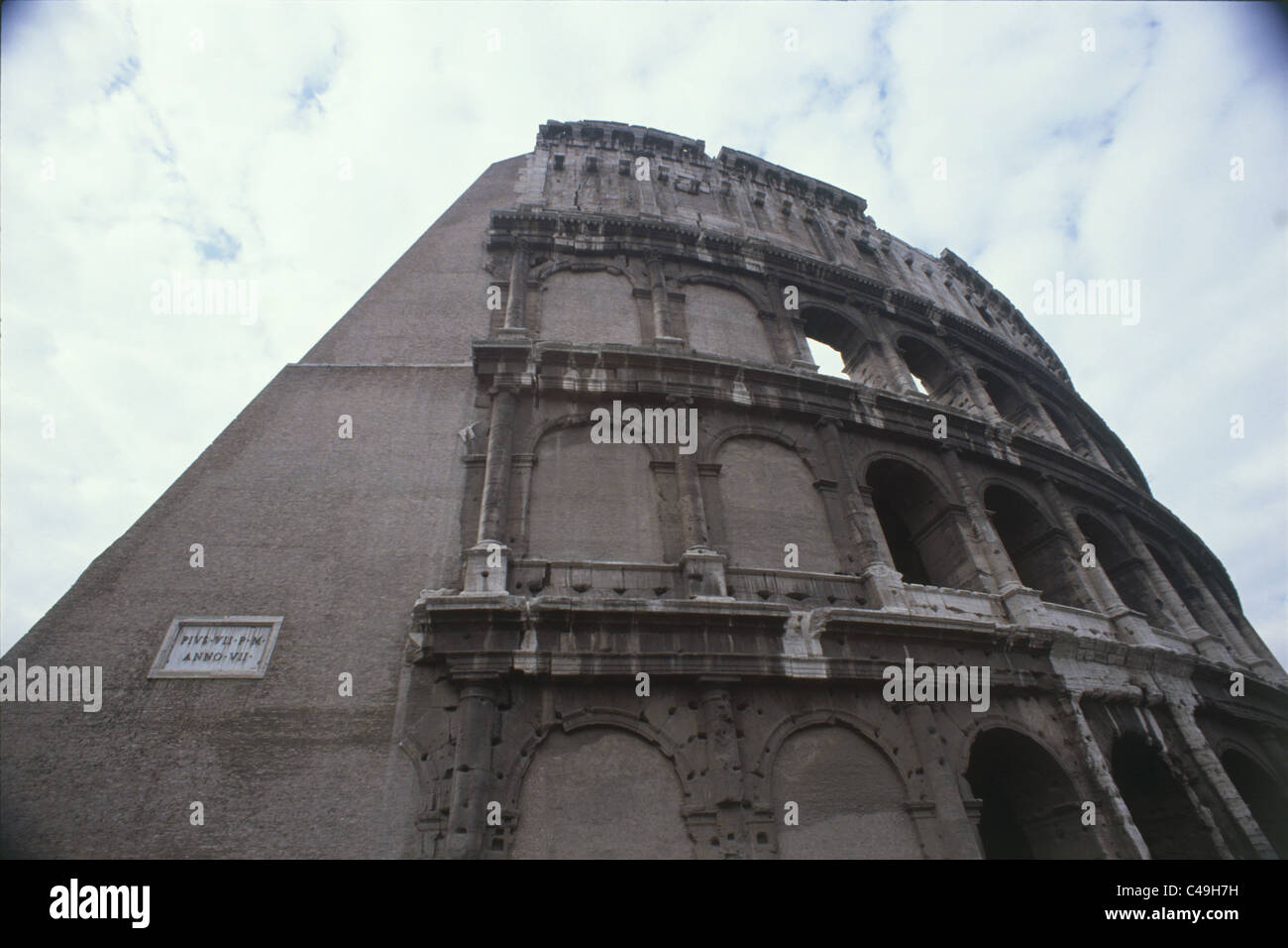 Photographie de la famos Colisée à Rome Banque D'Images