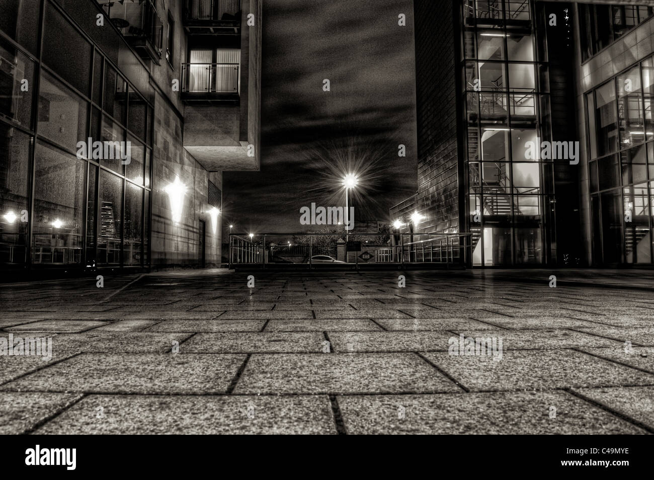 Clarence Dock à Londres la nuit Banque D'Images