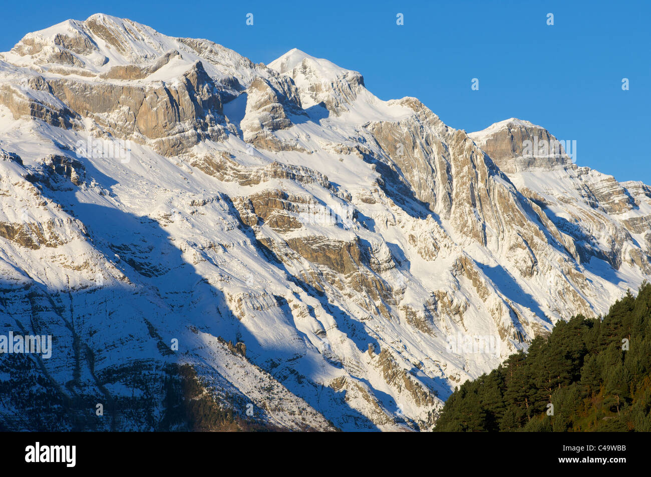 Massif du Mont Perdu au parc national d'Ordesa, Pyrénées, Huesca, Aragon, Espagne Banque D'Images