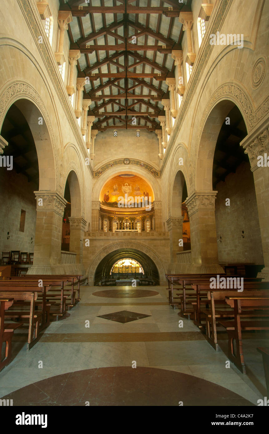 Photographie de l'église de la Transfiguration sur le sommet du mont Tavor dans la basse Galilée Banque D'Images