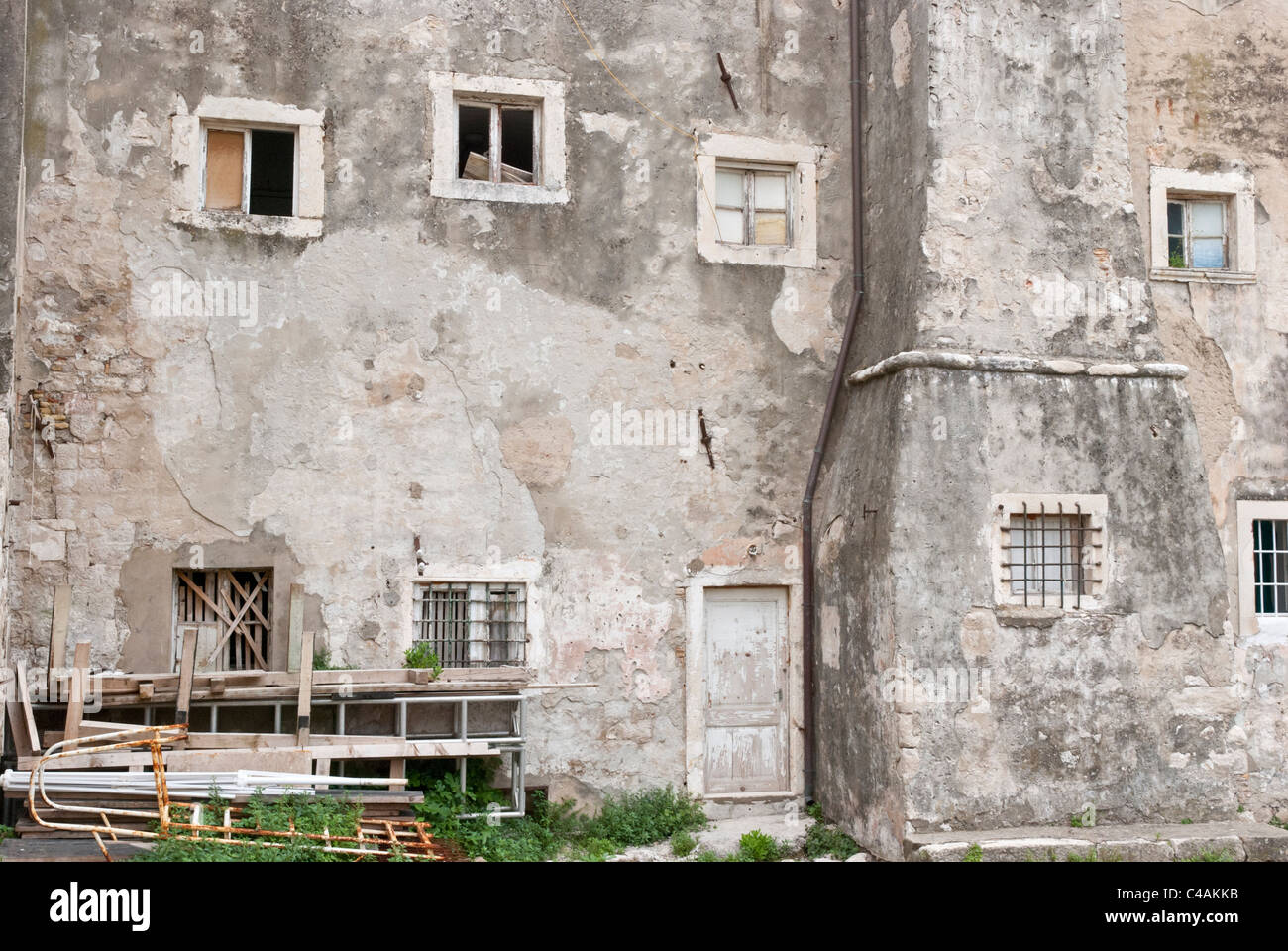 Un quartier délabré de Dubrovnik, Croatie. Banque D'Images