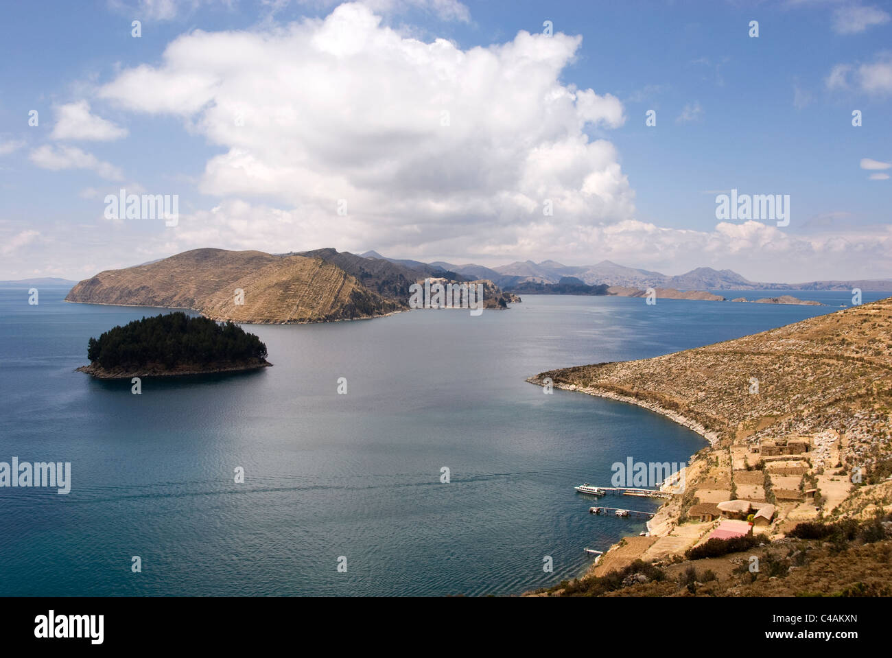 Palacio del Inca, 15ème-16ème c, avec le lac Titicaca. Banque D'Images