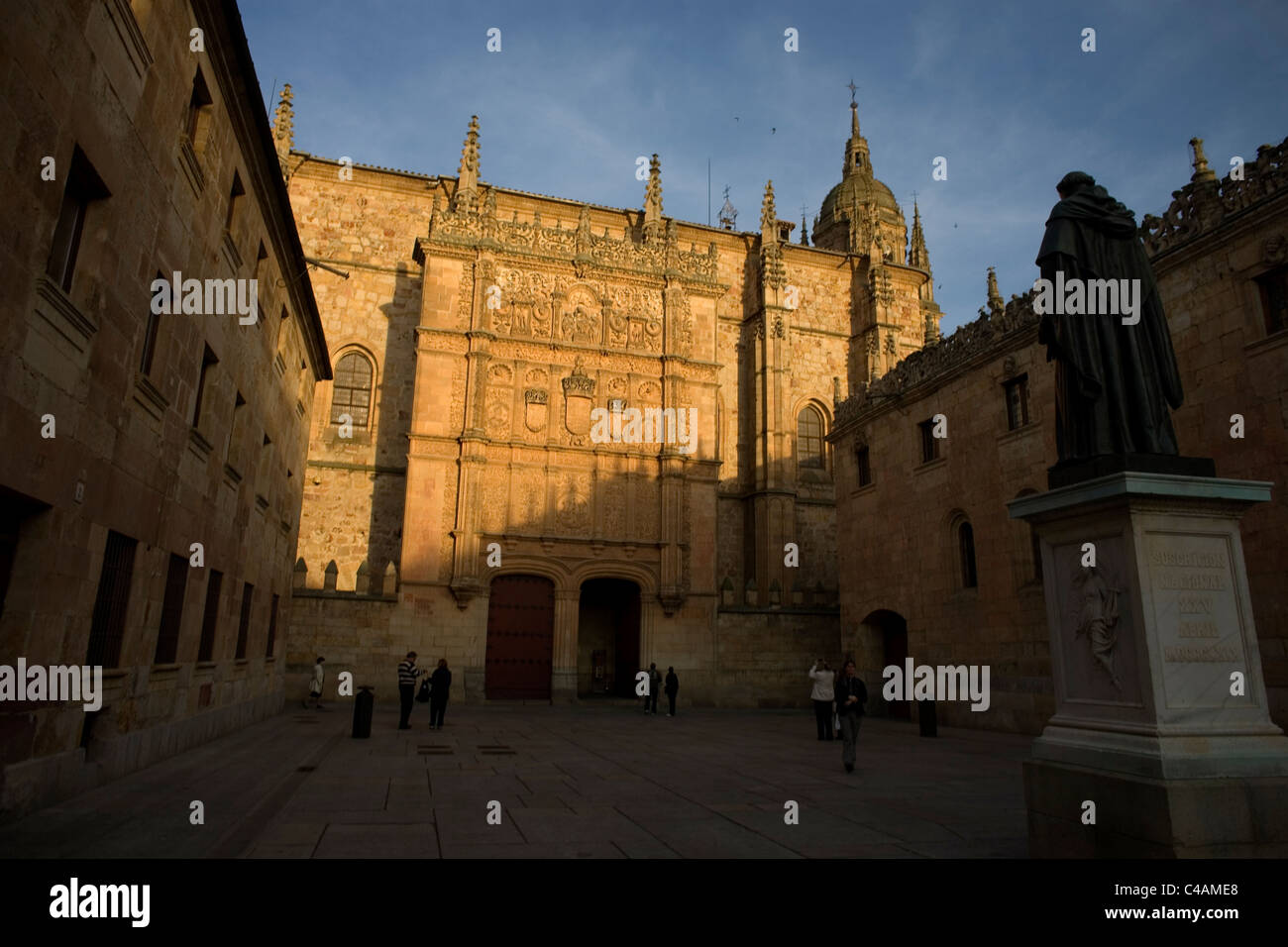 L'Université de Salamanque, Espagne, le 5 mai 2011. La vieille ville de Salamanque a été déclaré site du patrimoine mondial par l'UNESCO en 1988. Banque D'Images