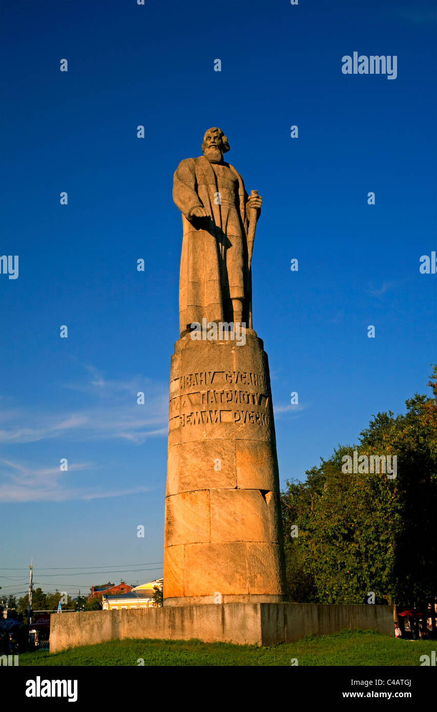 La Russie, l'anneau d'or, Kostroma ; Statue de héros russe Ivan Susanin Banque D'Images