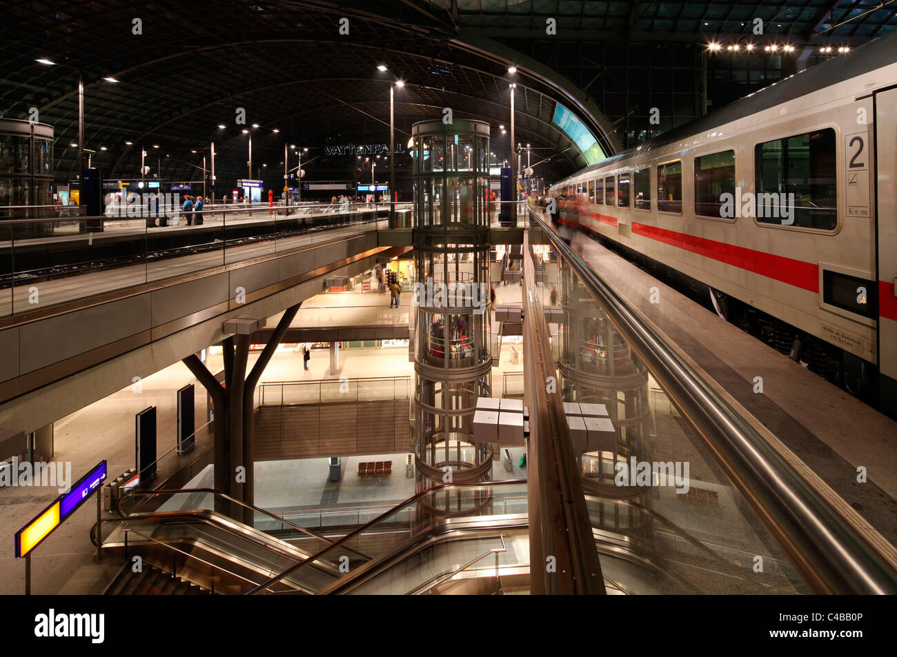 La Hauptbahnhof, la nouvelle gare centrale de Berlin. Allemagne Banque D'Images
