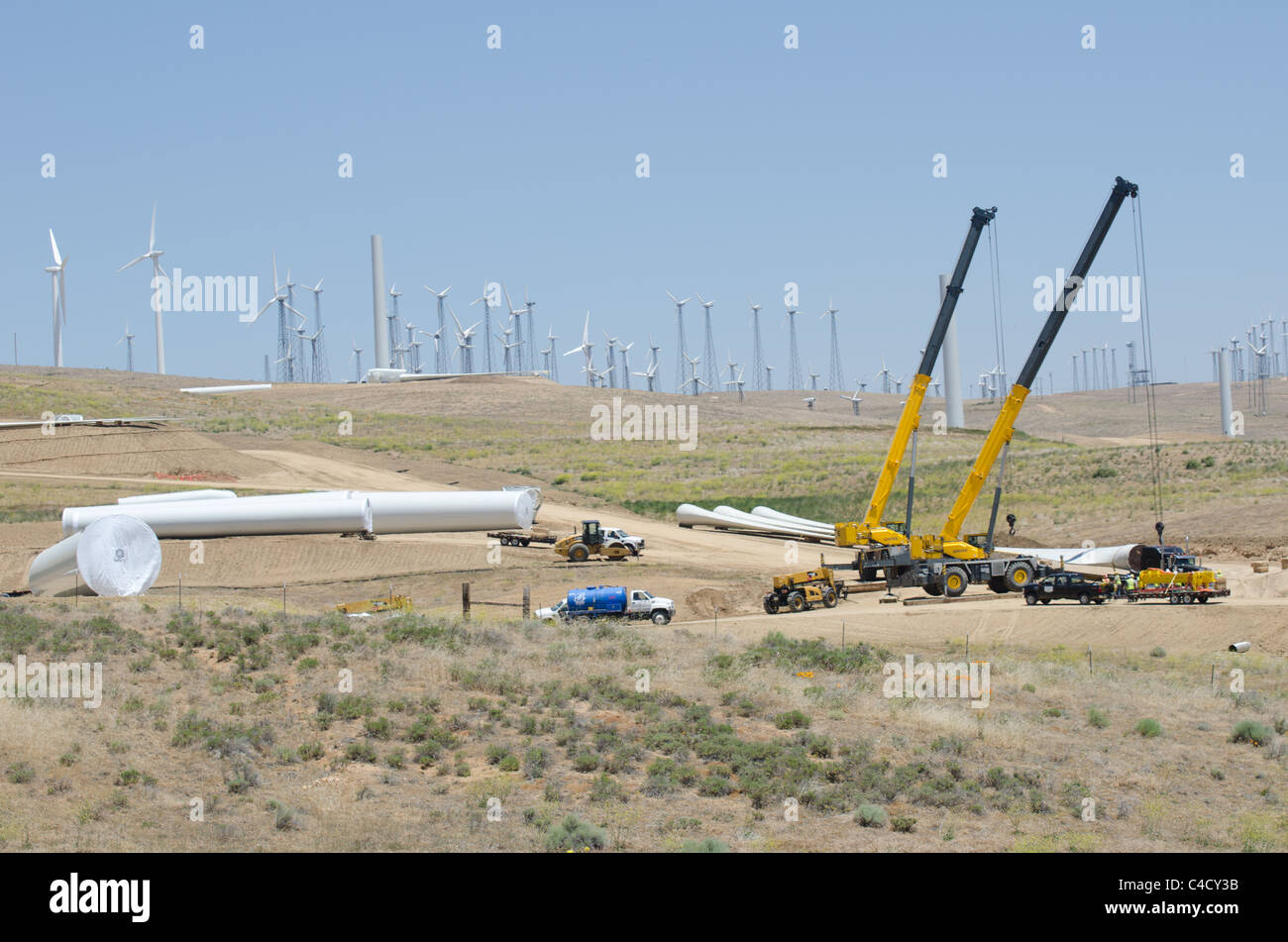 120 mégawatts d'énergie Windstar Projet de construction d'éoliennes, de juin 2011, entre et Tehachapi Mojave, Californie USA Banque D'Images