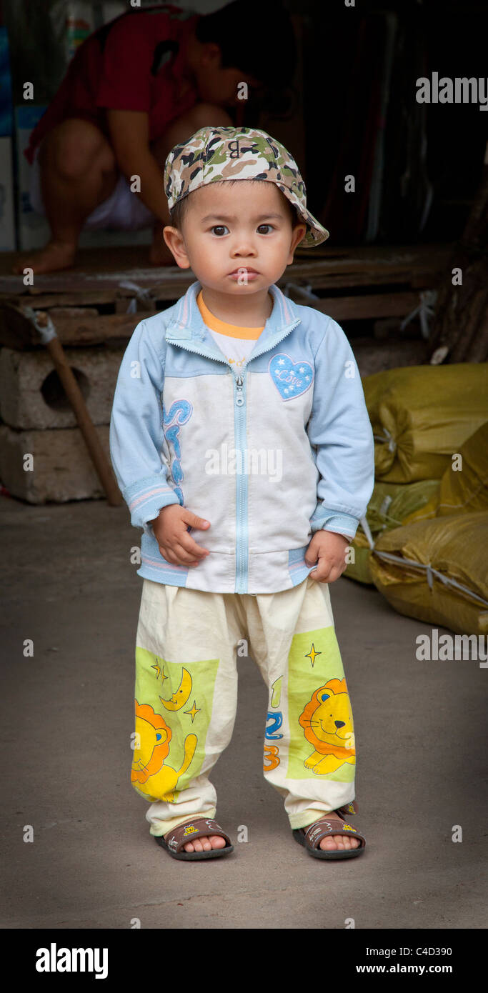 Enfant vietnamien environ deux ans Banque D'Images
