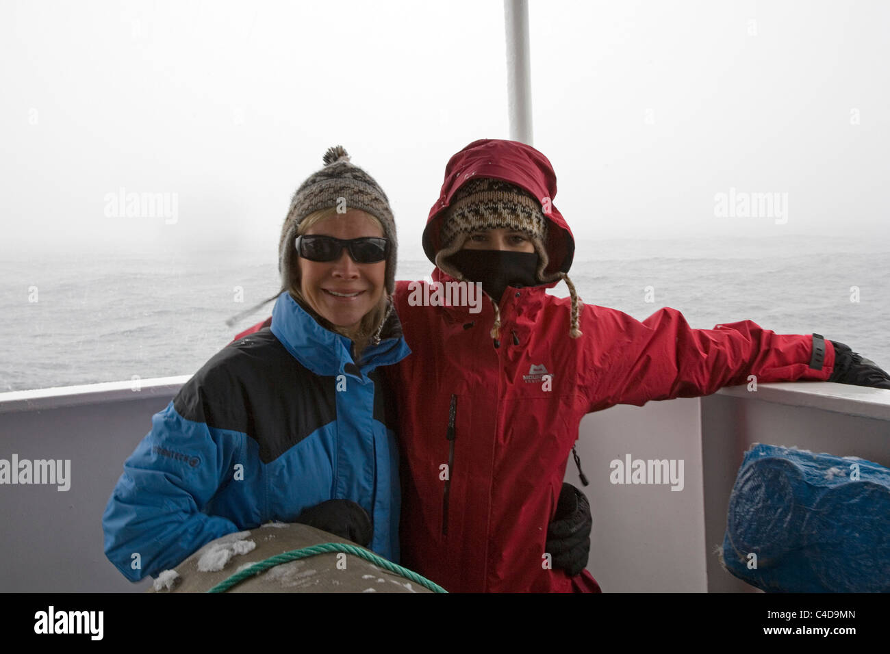 Les passagers de l'Akademik Loffe traversant le passage de Drake dans la péninsule Antarctique Banque D'Images
