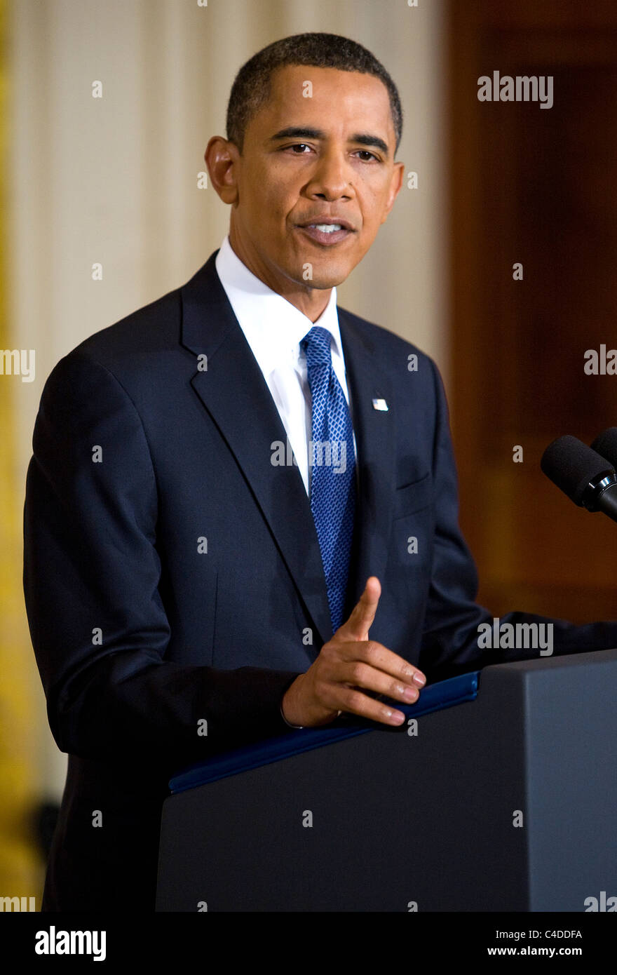 Le président Barack Obama parle dans la East Room de la Maison Blanche. Banque D'Images