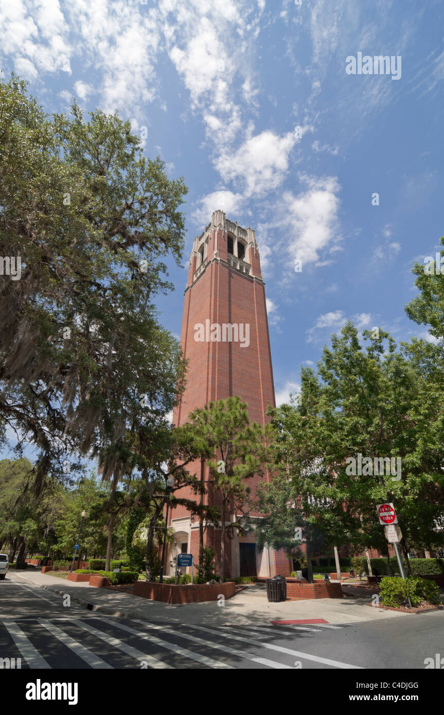 La tour du xve siècle sur le campus de l'Université de Floride Floride Gainesville Banque D'Images