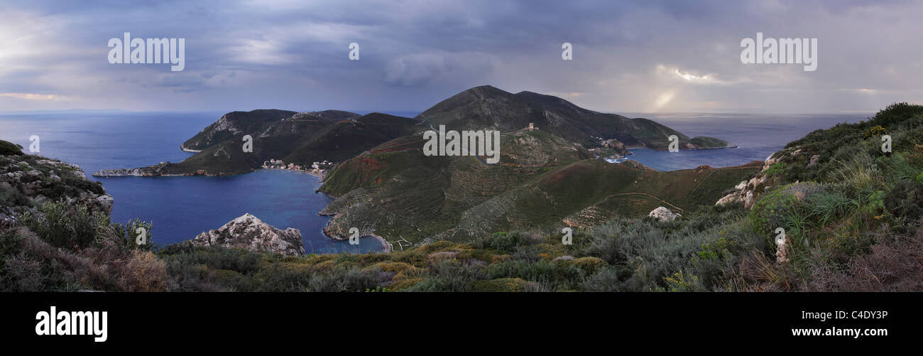 Panorama de la péninsule Tainaron à la pointe sud de la Grèce et mainand Europe. Banque D'Images