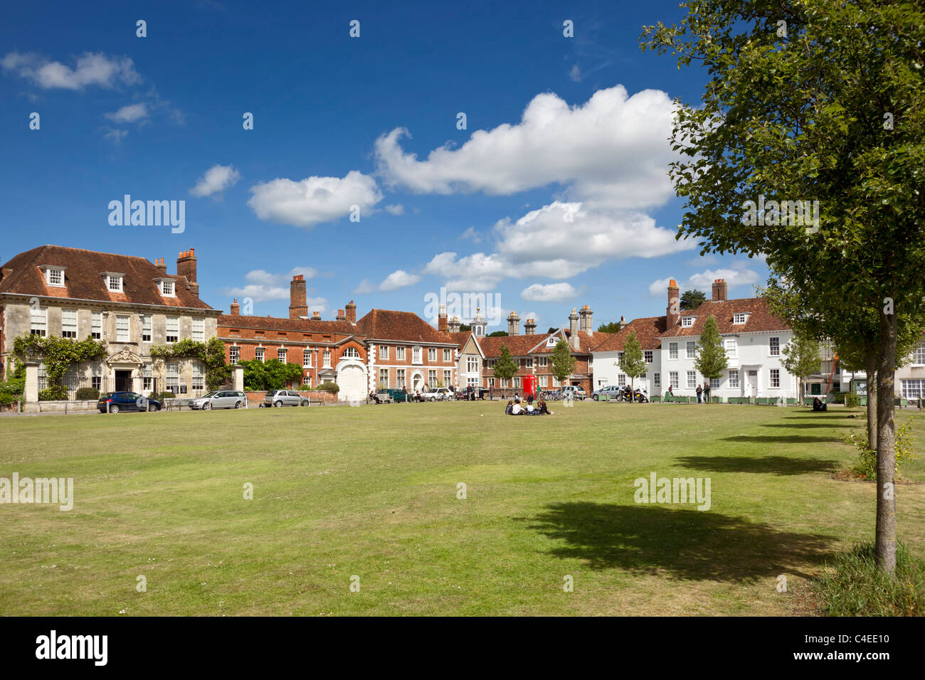 Le parc de la ville verte à la place de choristes, Salisbury, Wiltshire, Angleterre, Royaume-Uni Banque D'Images