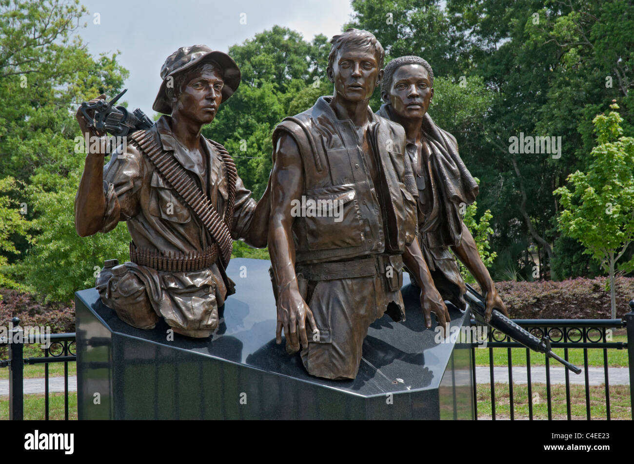 La Floride Floride Apalachicola. Vietnam Veterans Memorial Plaza est un détail de la fonte Vietnam Memorial à Washington Banque D'Images