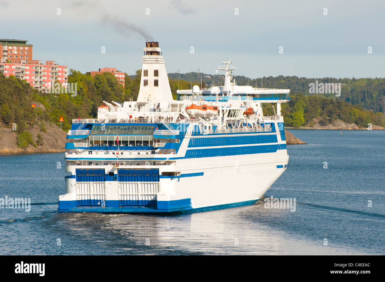 Bateau de croisière dans le golfe de Stockholm Banque D'Images