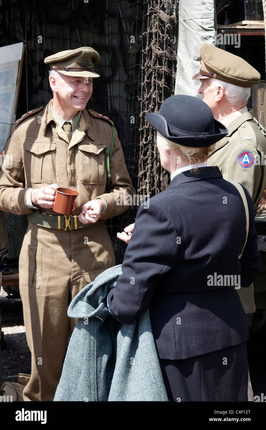 La Seconde Guerre mondiale (WW2) Reconstitution faite à une guerre sur la ligne 24 à l'Mid-Hants Railway en juin 2011. Banque D'Images