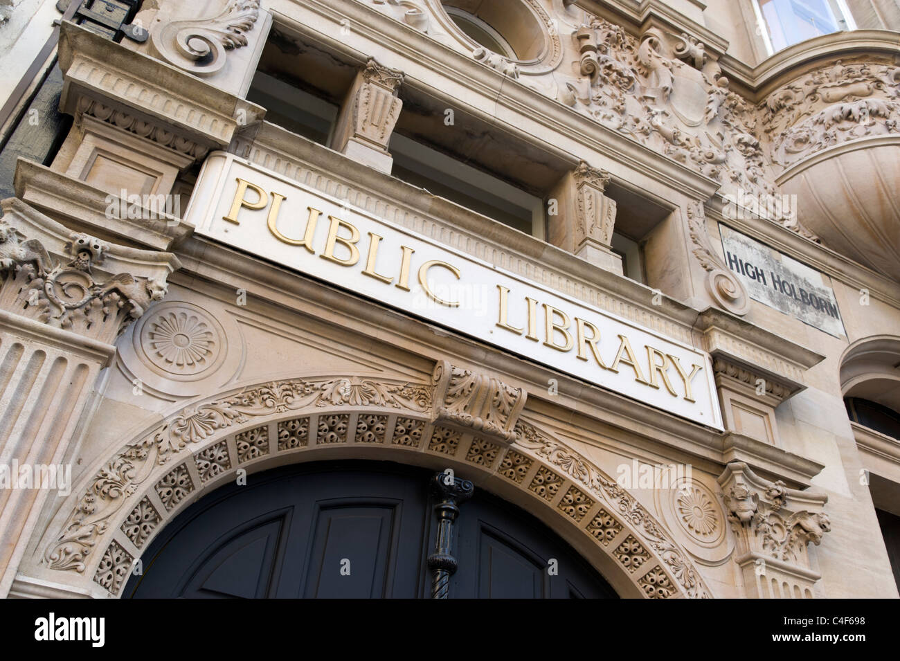 Bibliothèque publique sur High Holborn, London, UK Banque D'Images