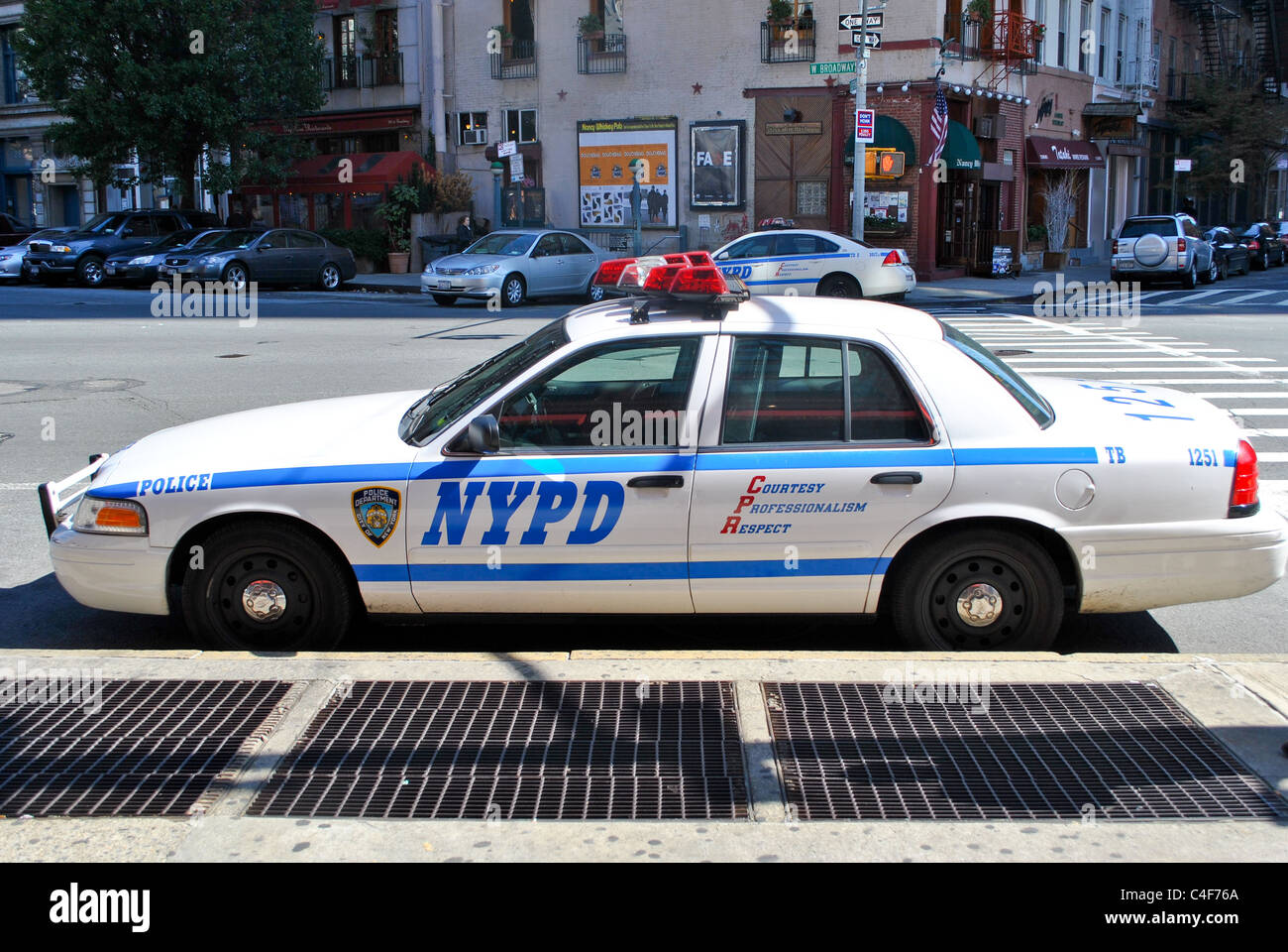 Une voiture de police de New York sur la rue. Banque D'Images