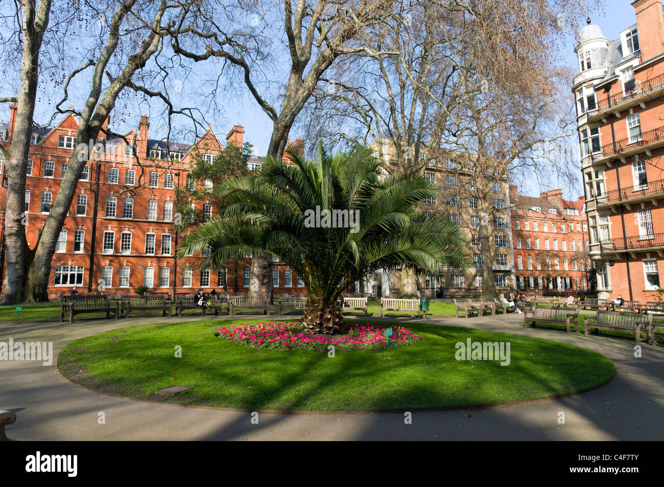 Les Jardins de Mount Street, Mayfair, London, UK Banque D'Images
