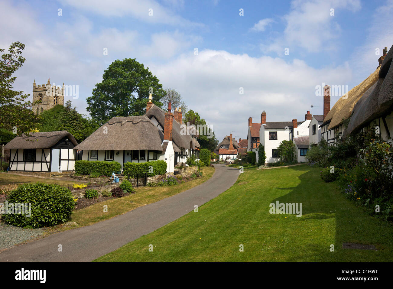 La moitié Penny Cottage, Welford-sur-Avon, dans le Warwickshire, Angleterre, Royaume-Uni Royaume-Uni, GO, Grande-Bretagne, British Isles, Europe, Banque D'Images