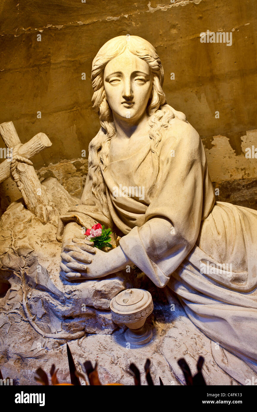 France, Var (83), Saint Maximin la Sainte Baume, la basilique Sainte Marie Madeleine, statue de Sainte Marie Madeleine Banque D'Images