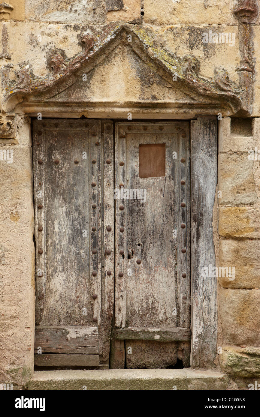 Une porte à Saint-Félix-Lauragais, Haute-Garonne, Midi-Pyrénées, France Banque D'Images