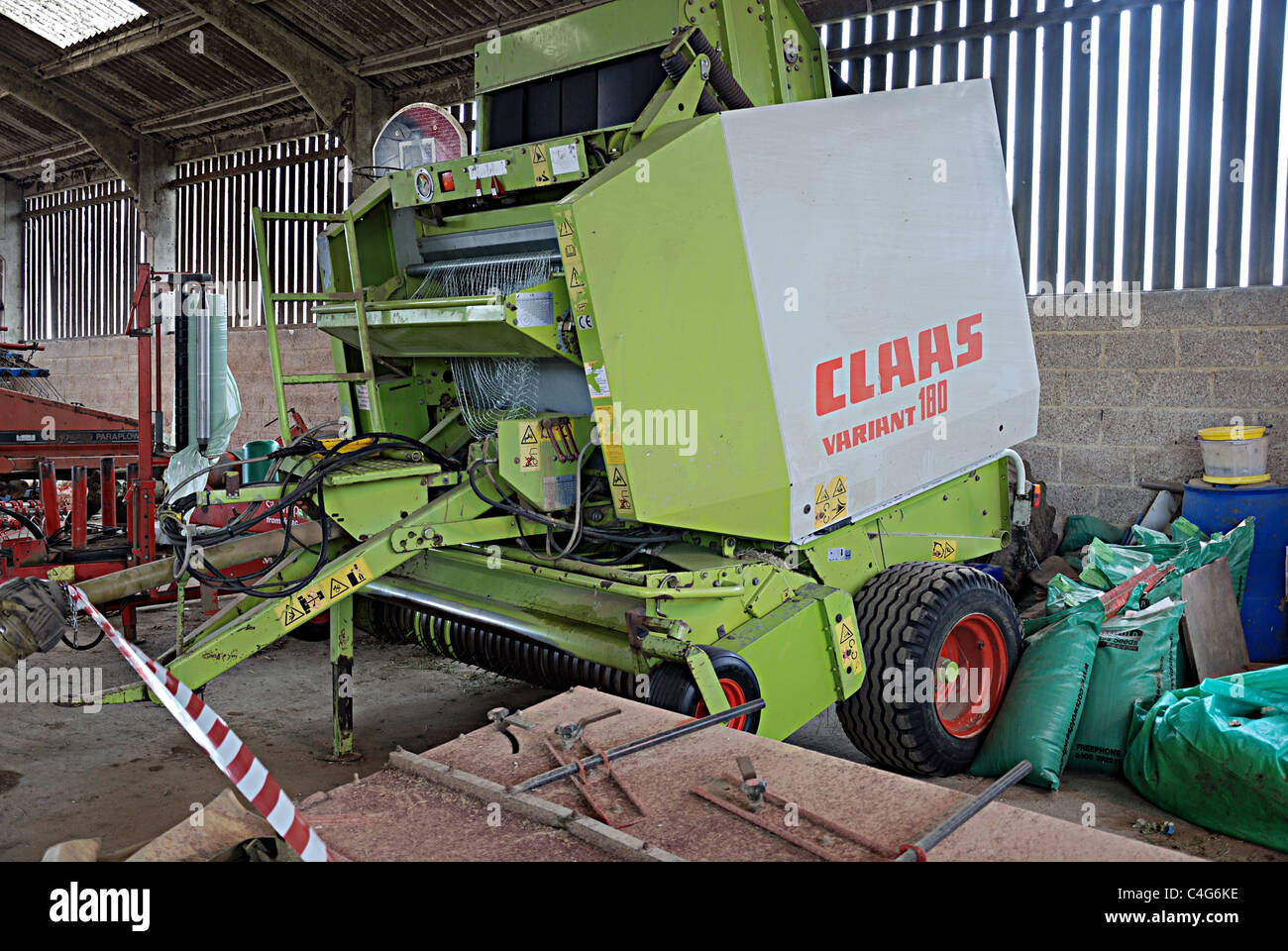 Presse à Balles Rondes Claas Variant 180 Banque D'Images