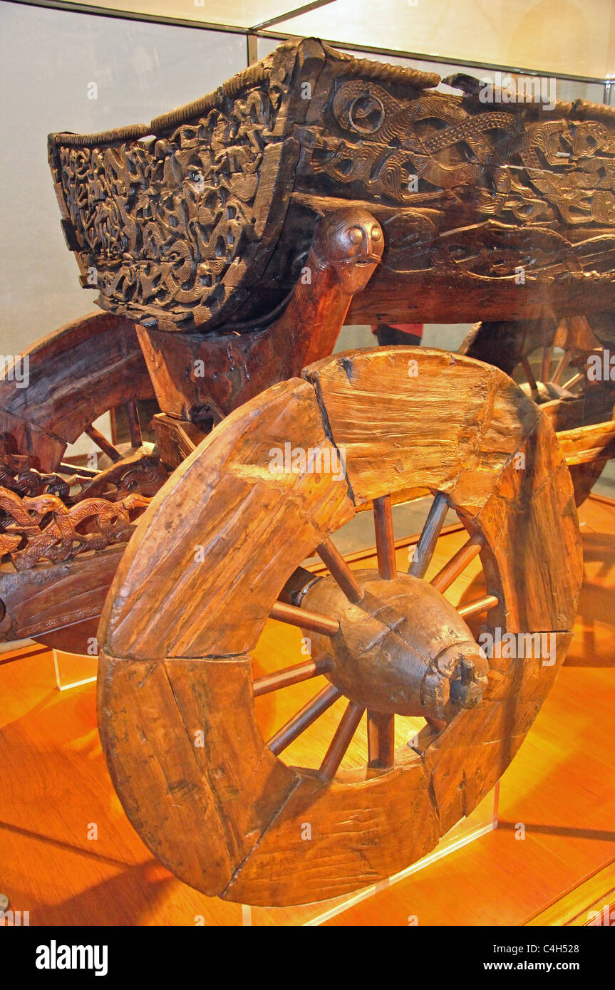 Wagon en bois antique, Viking Ship Museum, Bygdøynesveien, Péninsule de Bygdøy, Oslo, Oslo, comté d'Østlandet, Norvège Région Banque D'Images