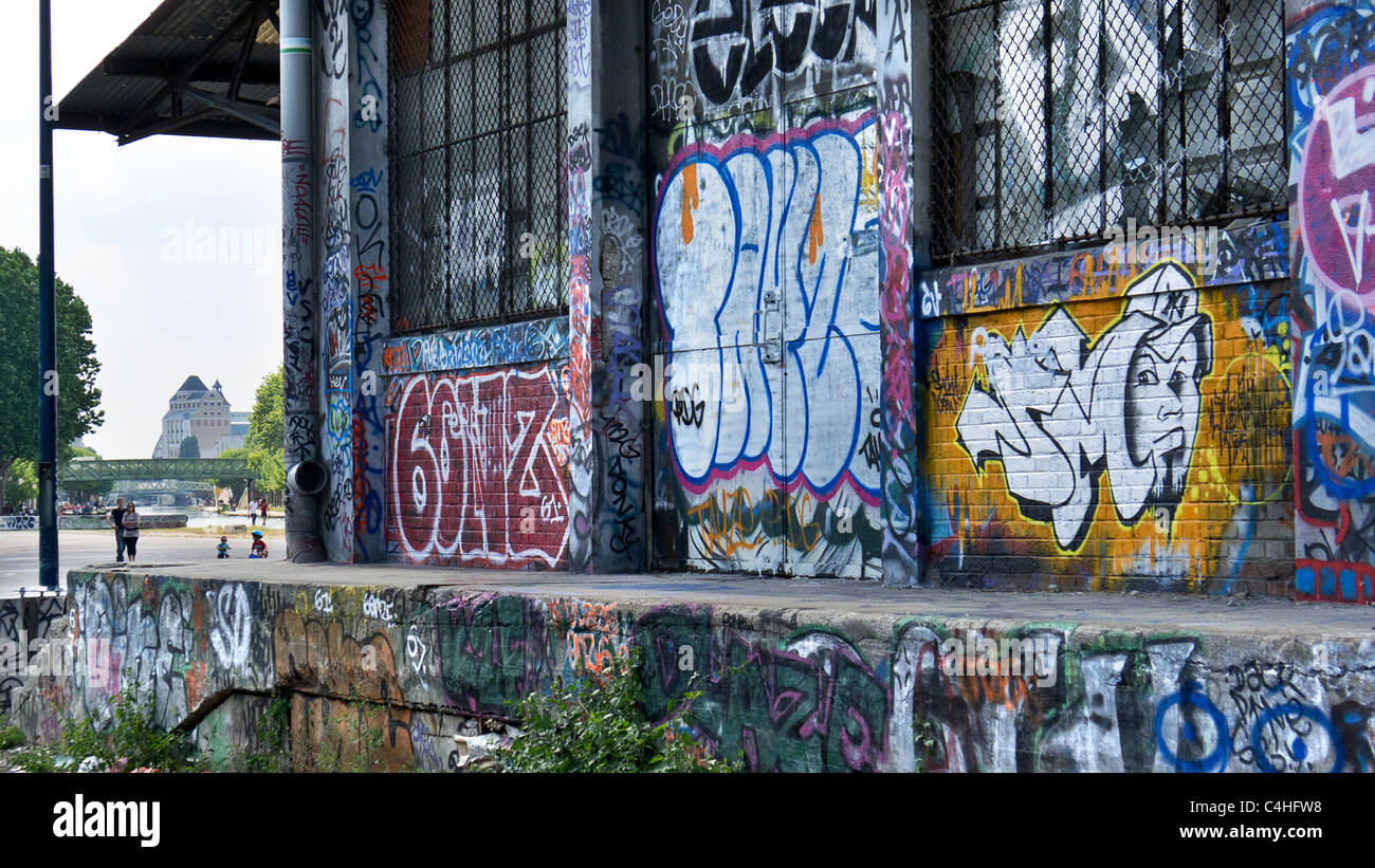 Les friches industrielles sur l'Ourq canal Banque D'Images