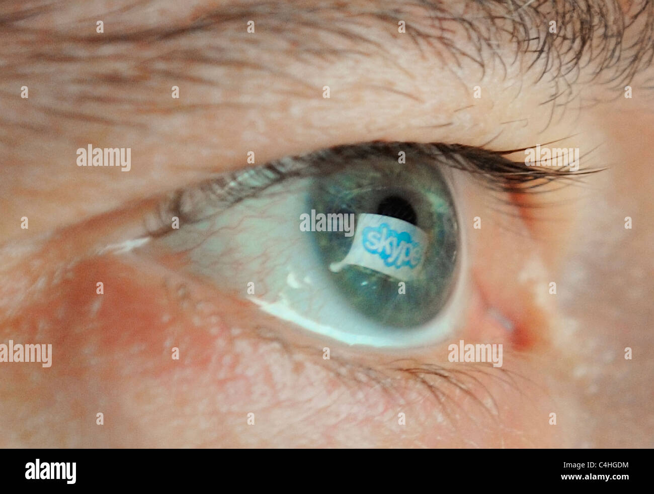 Logo de l'entreprise reflète dans l'Œil Banque D'Images