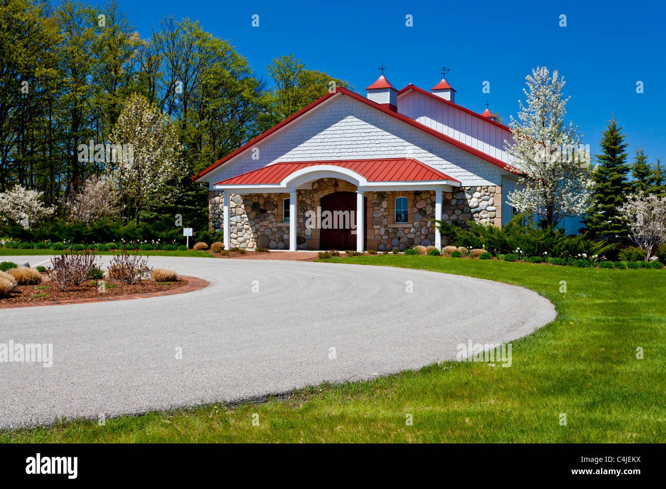 Une dégustation de vin shop dans les vignobles de la péninsule de la vieille mission, près de Traverse City, Michigan, États-Unis. Banque D'Images